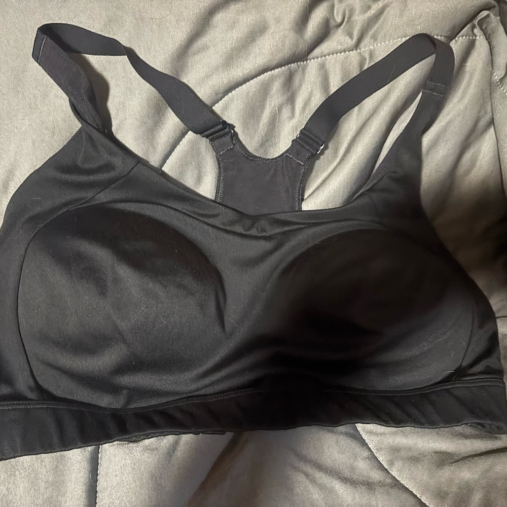 Gymshark Black Seamless Sports Bra